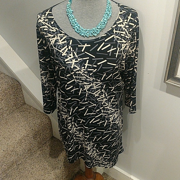 Easy Care & Wear Geometric Black Top LP